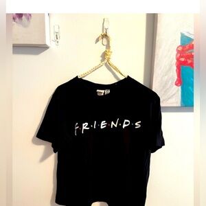 H&M FRIENDS T-Shirt- Medium